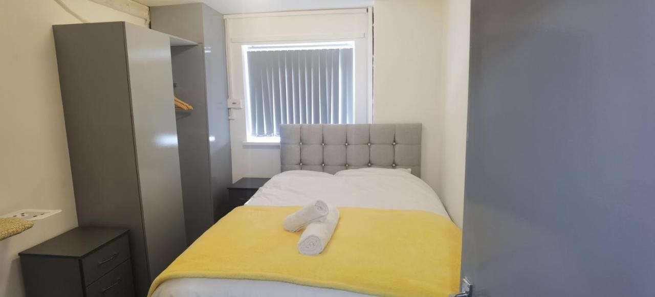 Lovely 3 Bed Apartment Near Qe Hospital Harborne Birmingham New 外观 照片